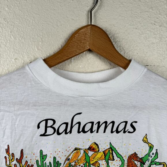 Vintage Bahama Shirt Size Large White Single Stitch Tropical Fish Reef Ocean 90s - Picture 2 of 7